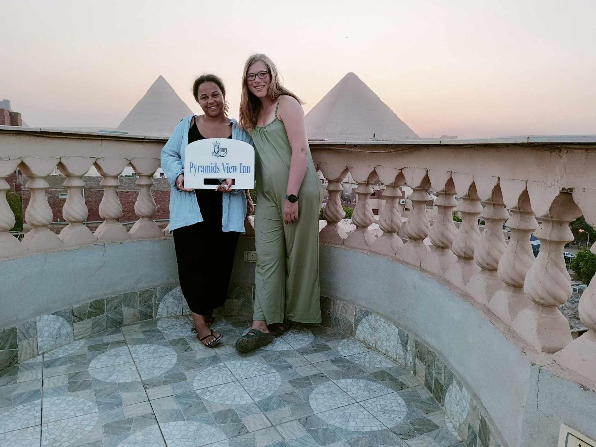 Queen Pyramids View Inn Kafret el-Gabal Extérieur photo