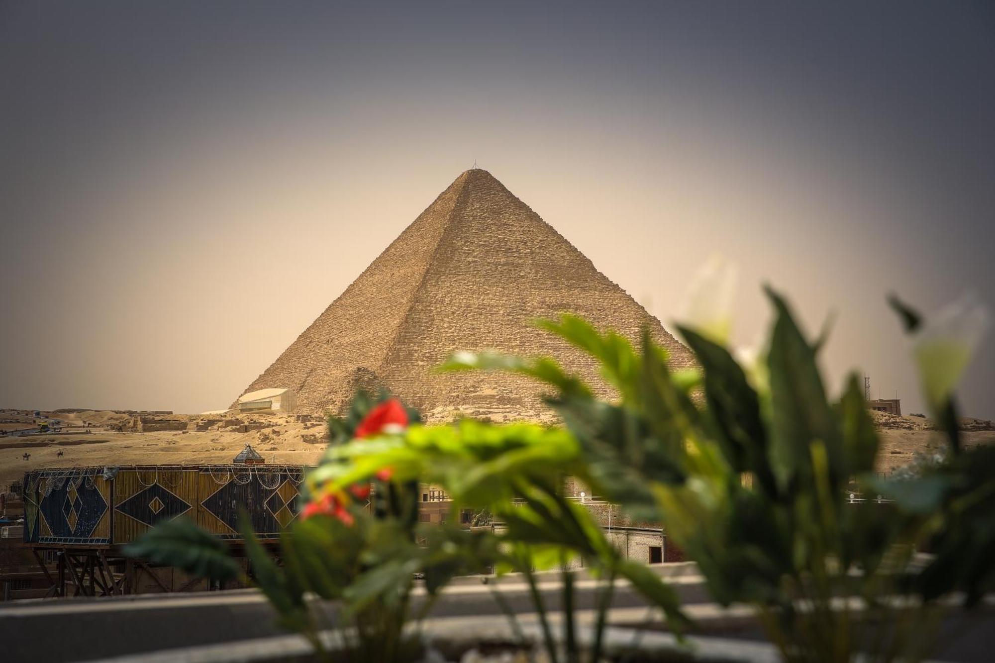 Queen Pyramids View Inn Kafret el-Gabal Extérieur photo